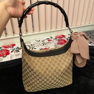🌺Authentic Gucci Bamboo Handbag🌺